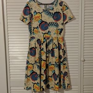 EUC Lularoe Amelia Size XL